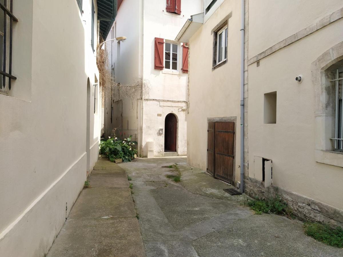 バイヨンヌBy'Ona Marquisat Au Calme A 2 Pas De L'Adourアパートメント エクステリア 写真